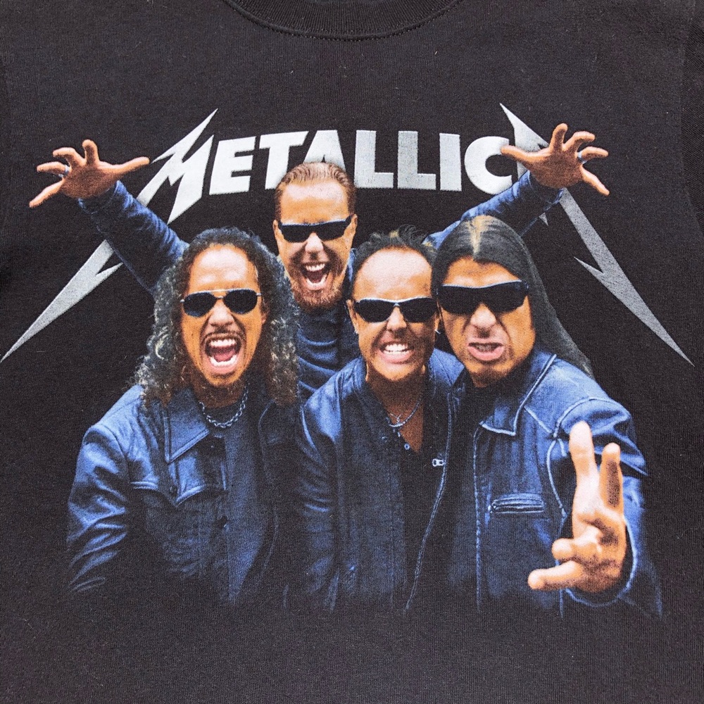 Black Metallica “World Magnetic Tour” T-Shirt - Picture 2 of 4